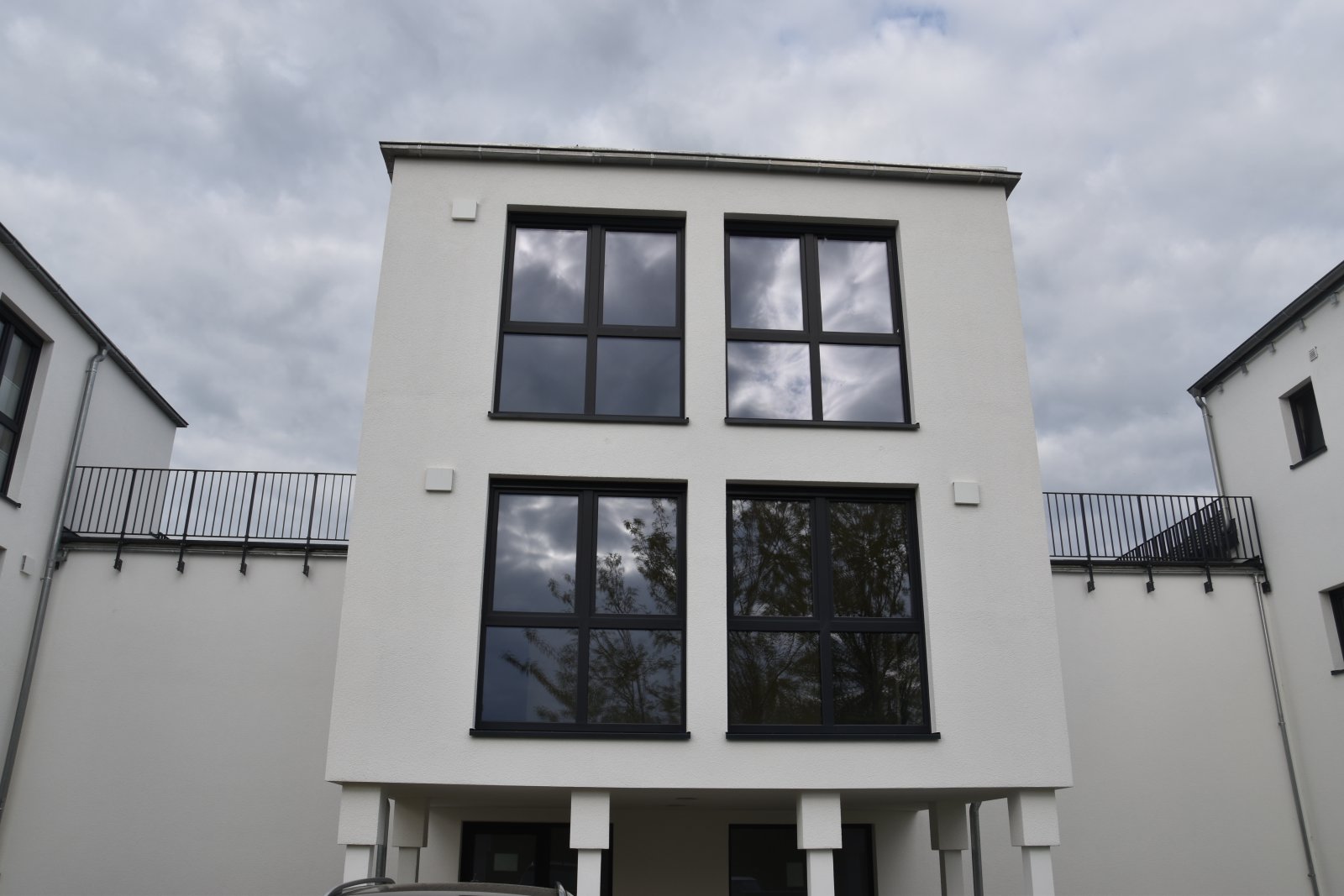 VERMIETET ! Top Moderne Maisonettenwohnung mit großer Sonnenterrasse , ab sofort verfügbar ! - Neubau Erstbezug. VERMIETET ! Top Moderne Maisonettenwohnung mit großer Sonnenterrasse , ab sofort verfügbar ! - Neubau Erstbezug.